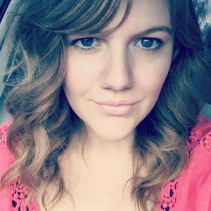 Meet your Posher, Angie